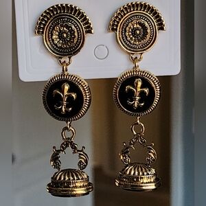 Vintage Style Royal Fleur-de-lis Statement Earrings